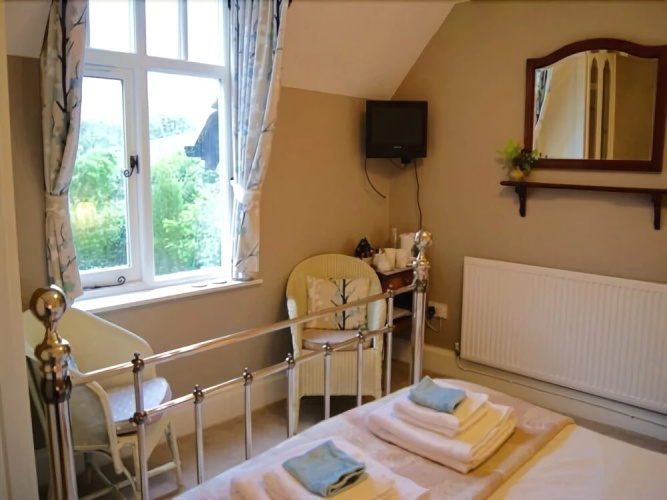 Plas Efenechtyd Cottage B&B