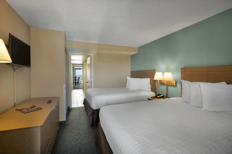 Landmark Resort