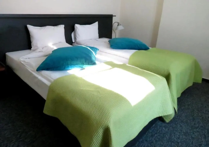 1 Bedroom Twin Apartment with city view