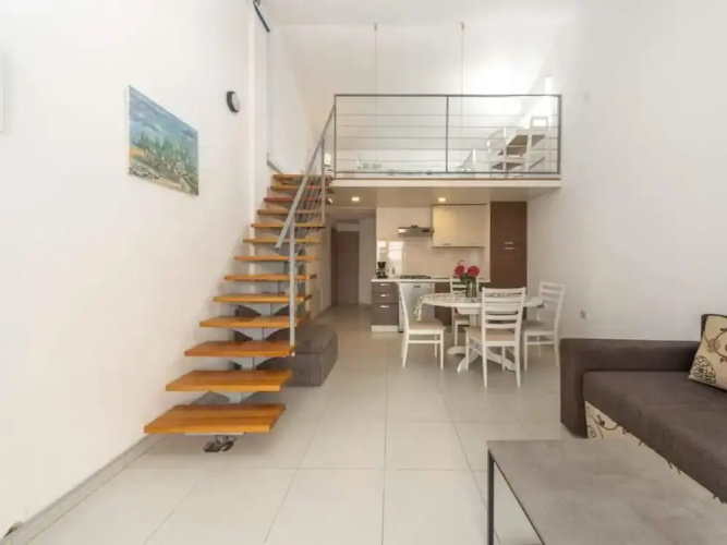Holiday Apartment Maestral