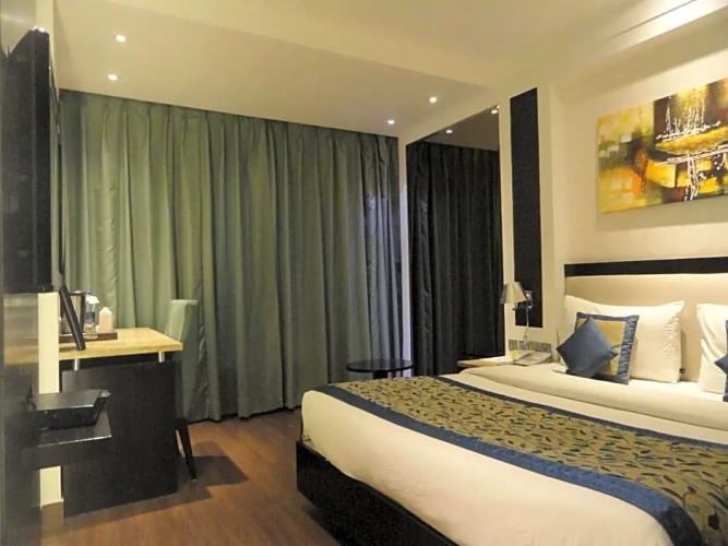 Deluxe Double room with view