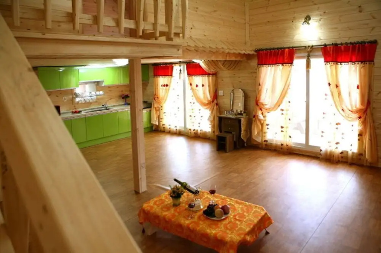 Dokbakgol Hanulbit Pension