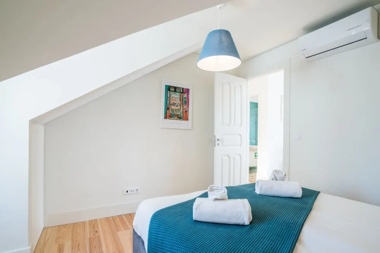 2 Bedrooms Apartment