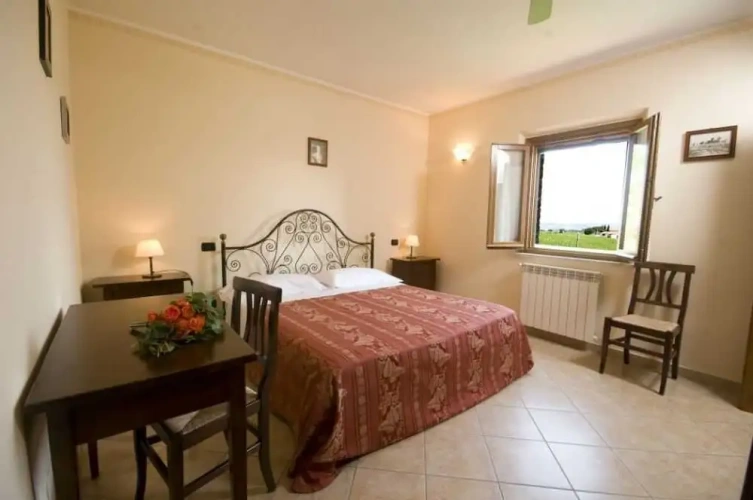 3 Bedrooms Apartment