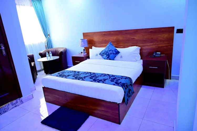 Blue Star Express Hotel