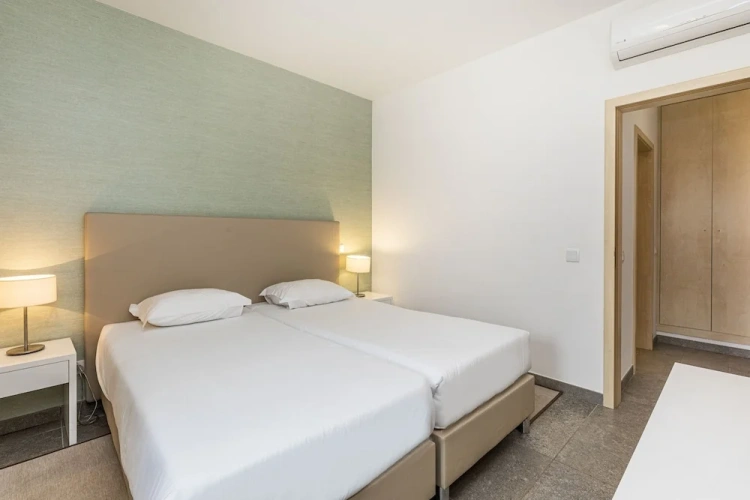1 Bedroom Apartment with balcony