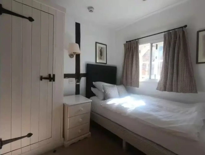 Economy Twin room