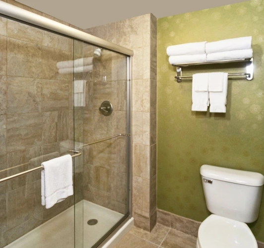 Deluxe Quadruple room with city view