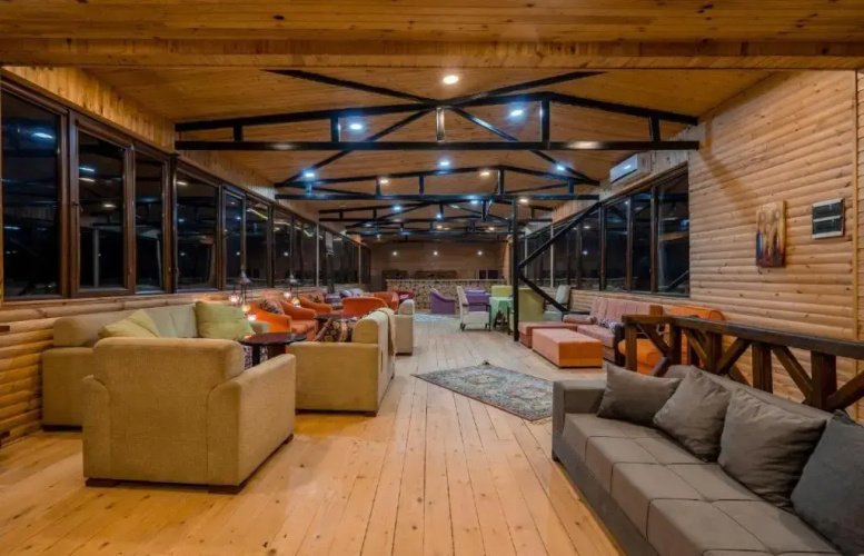 Svaneti, Hotel Ushguli