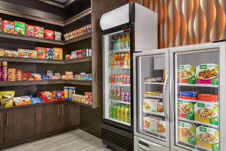 Super 8 By Wyndham Ajax/Toronto photo 10