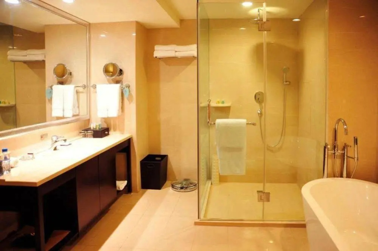 Phoenix Business Hotel