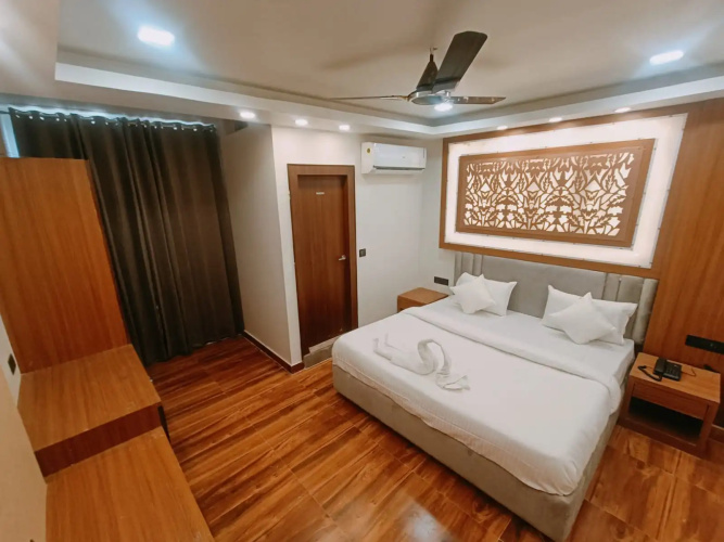 Hotel Shaurya Inn