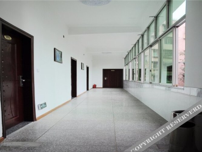 Yuejia HotelOver view