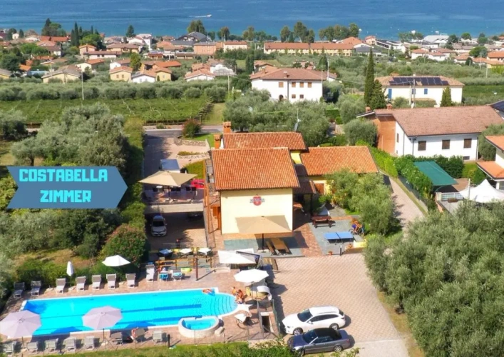 Standard Double room with lake view