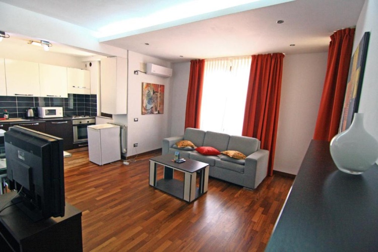 1 Bedroom Deluxe Apartment