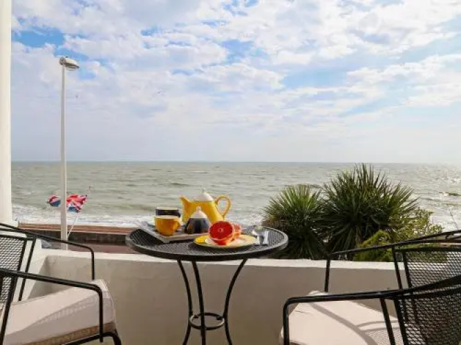 Seascape Apartment