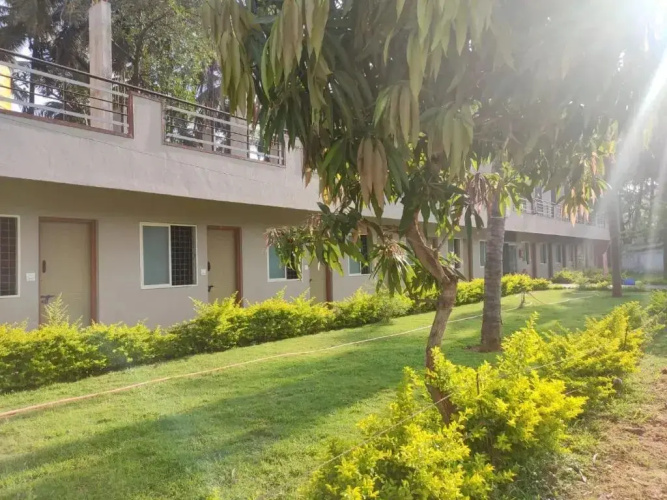 Yeshwitha Residency by OYO Rooms