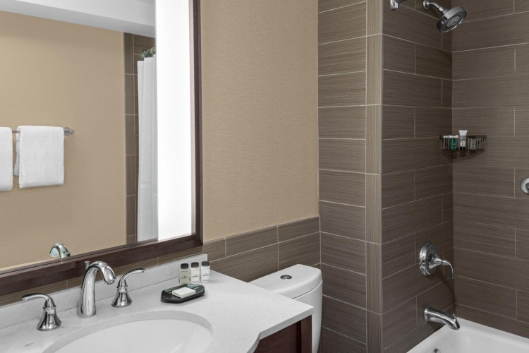 Sheraton Lincoln Harbor photo 12