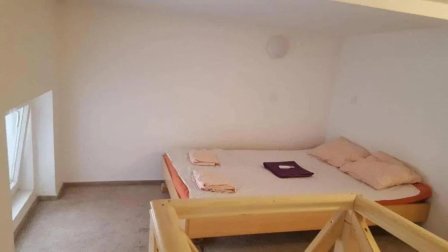 Say Yes Hostel