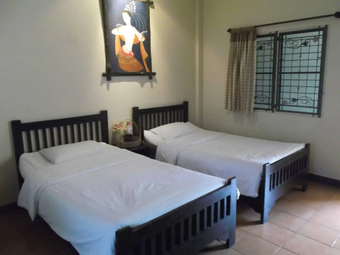 Baan Nam Sai Hotel