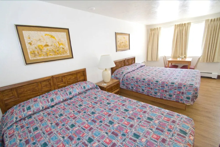 Brooks St. Motor Inn