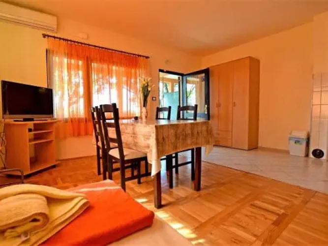 Apartments Mari