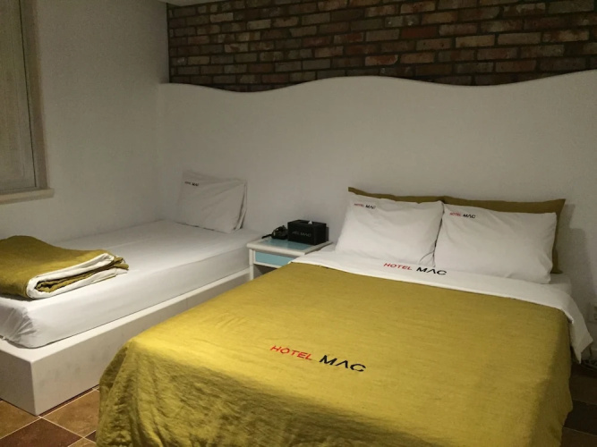 Mac Hotel