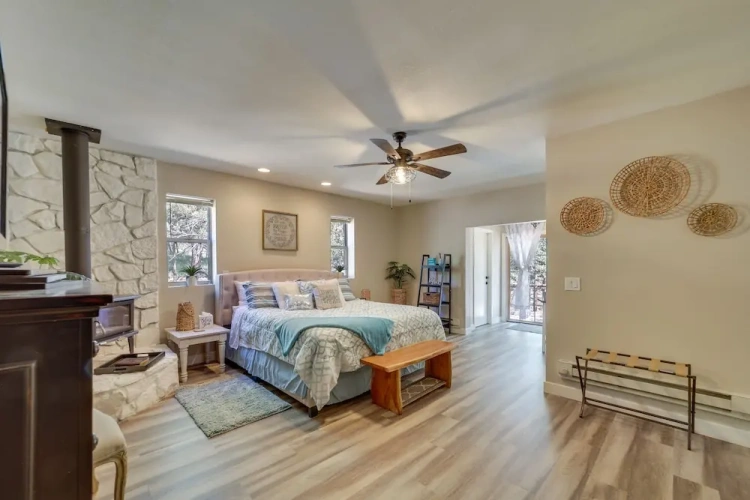3 Bedrooms Cottage