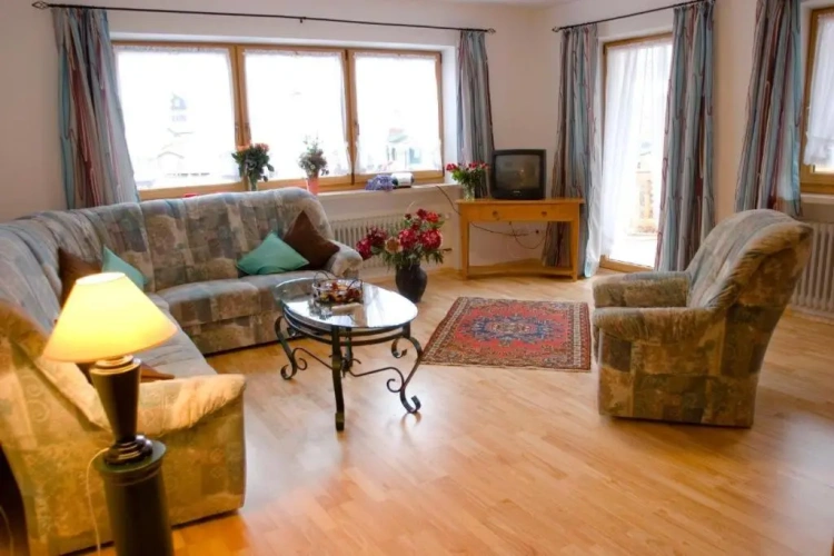 Apartment with balcony