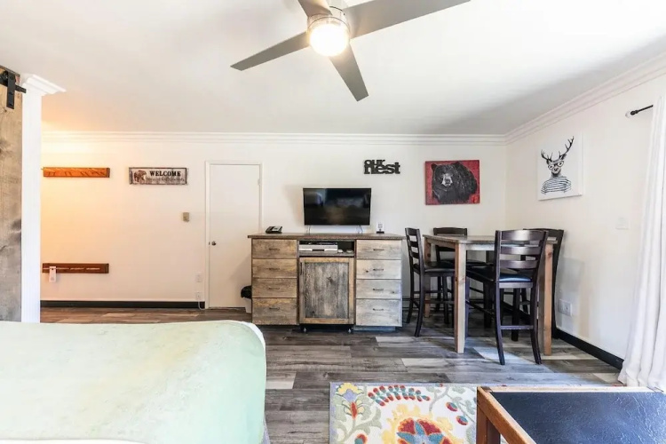 242 Bldg C 1 Bedroom Condo