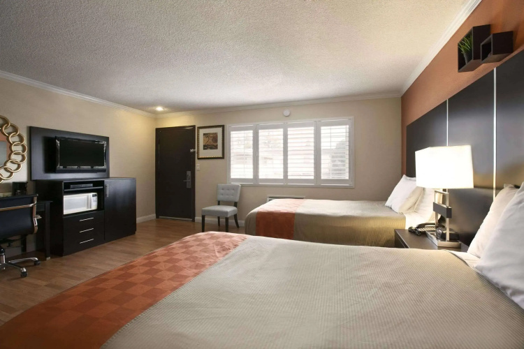 The Catrina Hotel