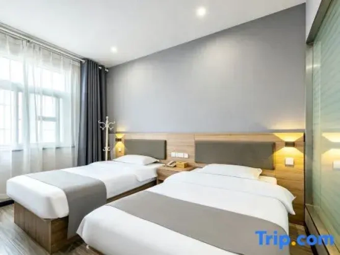 Premium Twin room