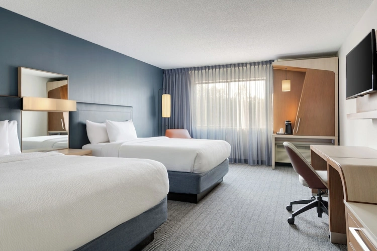 Standard Quadruple room with balcony
