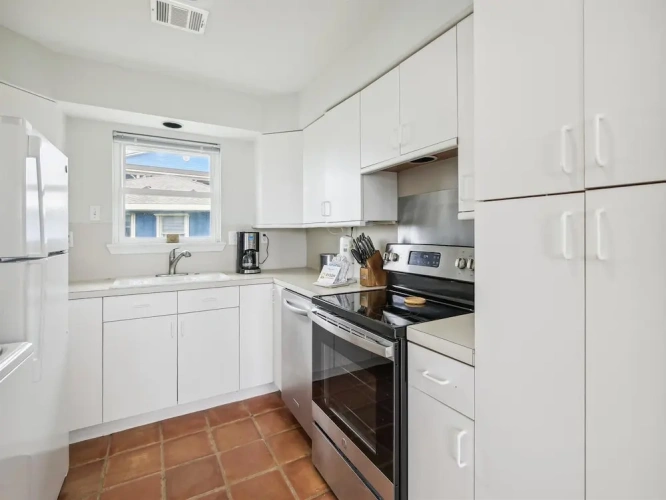 2 Bedrooms Cottage