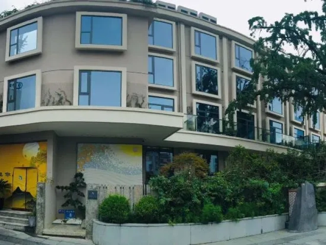 Ginkgo No.8 Homestay