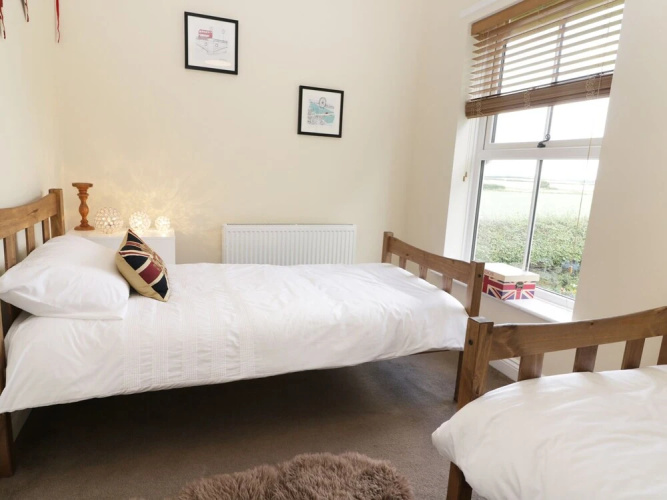 2 Moor Farm Cottages