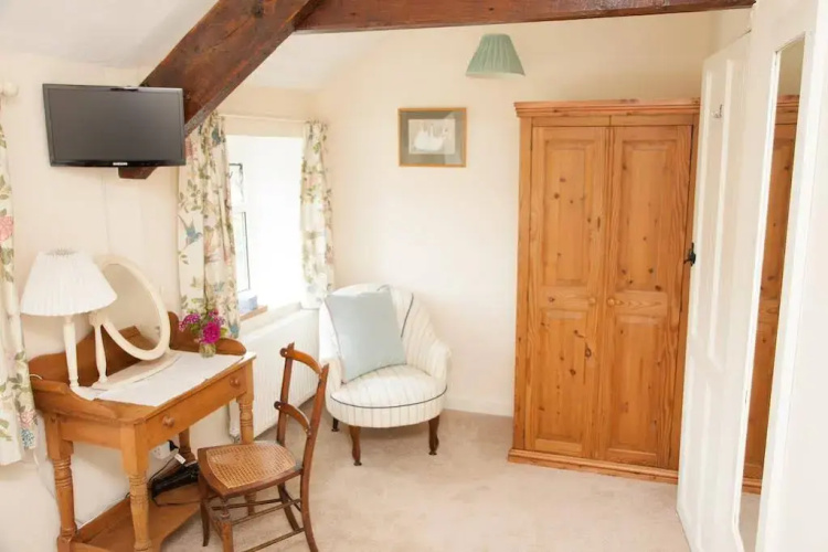Blackwater Cottage B&B