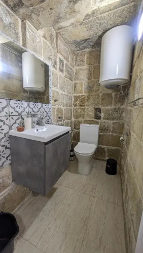 Apartment in Valletta by Ruwts
