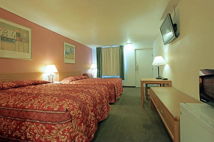 Americas Best Value Inn/Salina