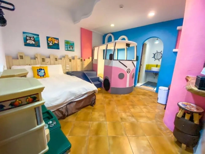 Standard Triple room