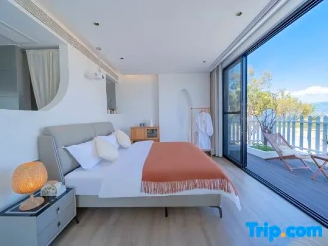 Standard Double room with courtyard view