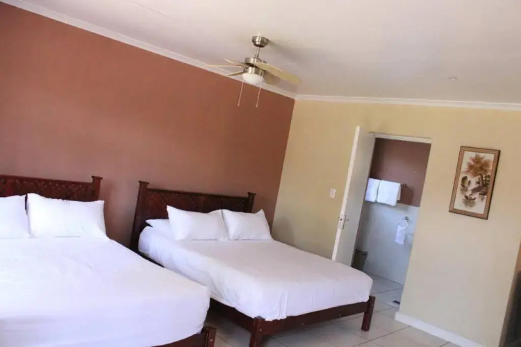 Classic Cape Dutch Studio Apartment