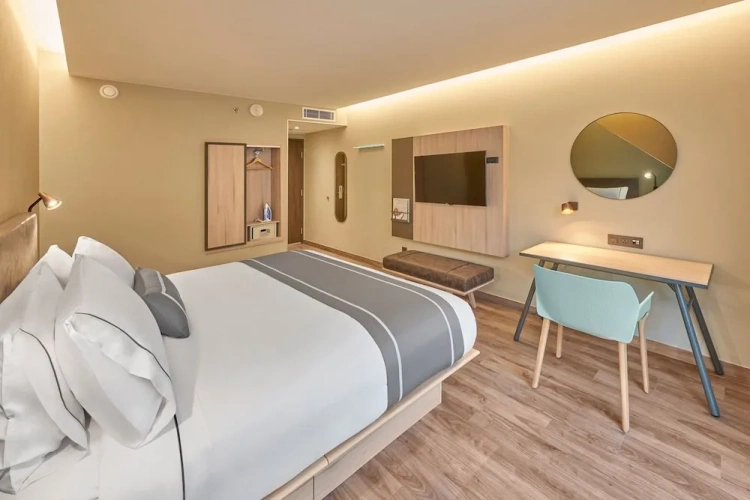 Double Guest Room