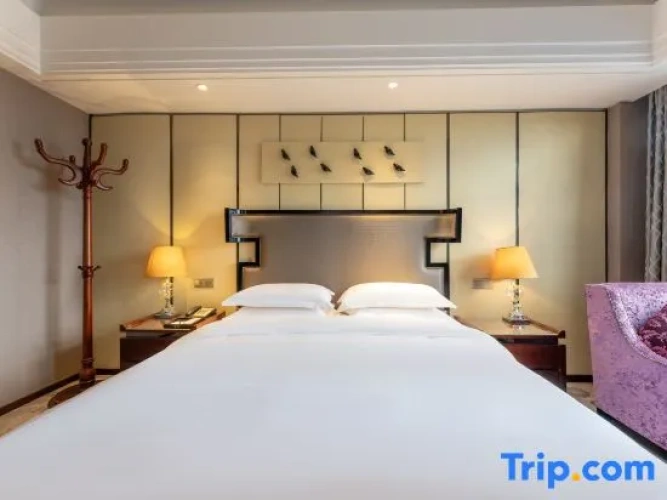 Deluxe Double Suite