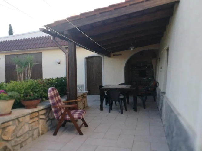 Double Cottage