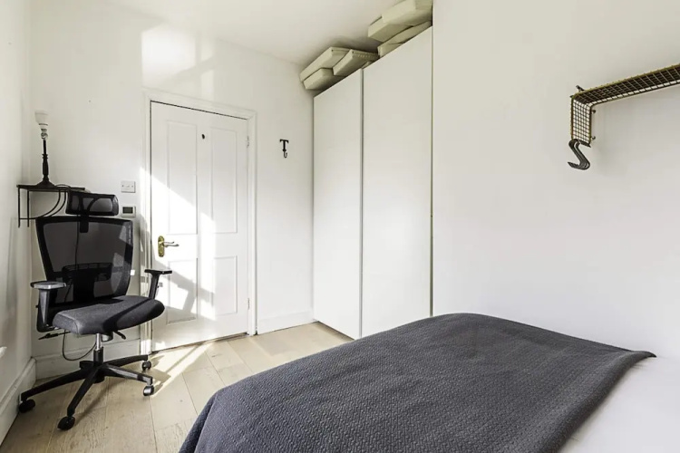 Converted Brewery Apartment With Terrace