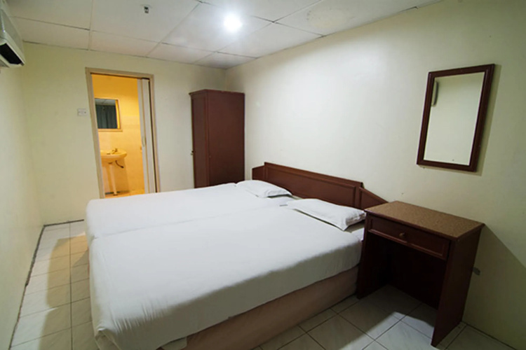 Coral Bay Resort