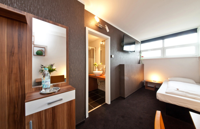 Hotel Aviva