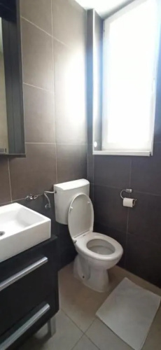 NEW CENTER 4 BDR For 6 / 1min from Republic square