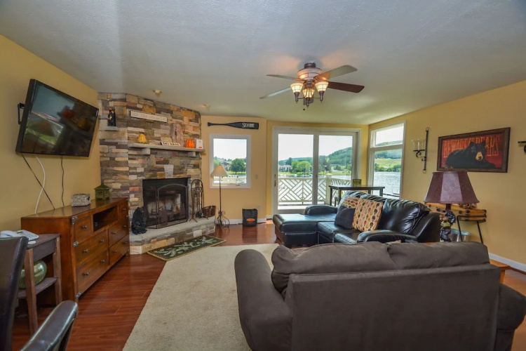 Creeks Edge 3 Bedroom House